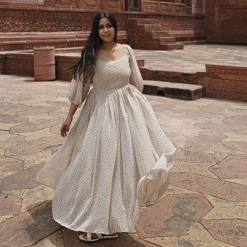Khushbu saifi